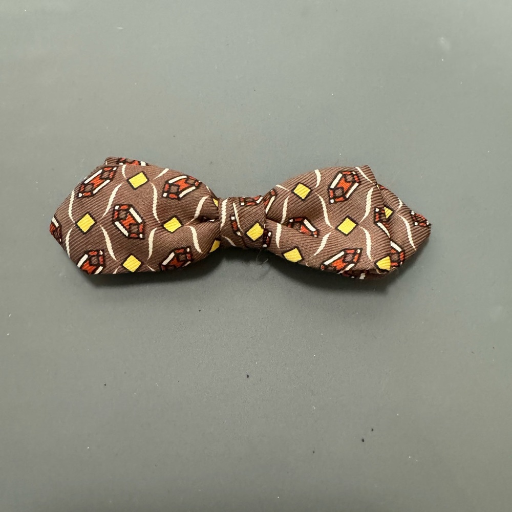 Young lads vintage bow tie